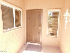 Building Photo - 2517 Banora Point Dr