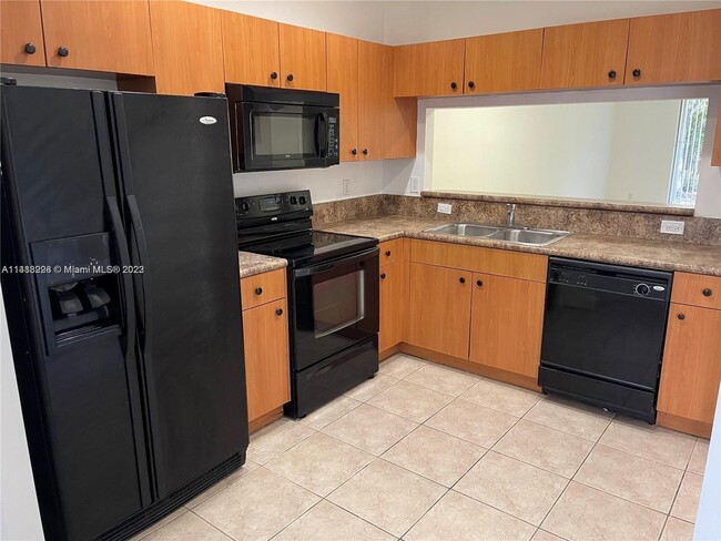 Foto del edificio - 2833 SW 82nd Ave