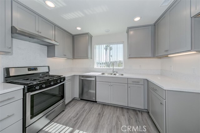 Foto del edificio - 9124 Huntington Dr