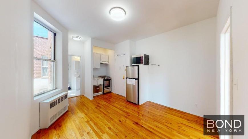 Primary Photo - 1 bedroom in Manhattan NY 10014