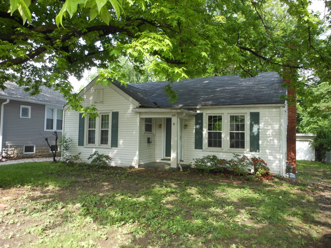 109 Kenwood Ln, Collinsville, IL 62234 House Rental in Collinsville