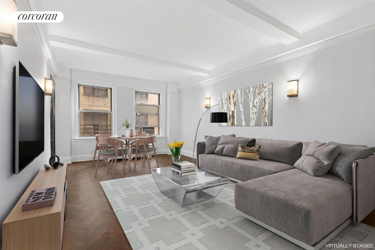 Foto principal - 245 W 107th St