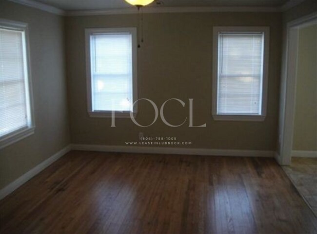 Foto del edificio - Beautiful Hardwood floors!  3/1/1 in the Medical District
