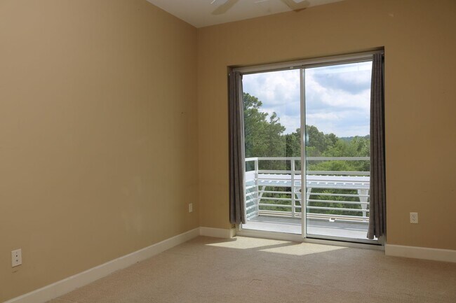 Foto del edificio - Wonderful Upscale condo loft apartment ava...