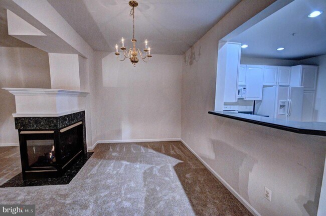 Foto del edificio - 3627 Madison Ln