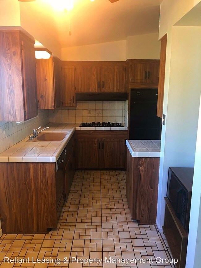Building Photo - 4 br, 2 bath House - 17242 Bullock Street