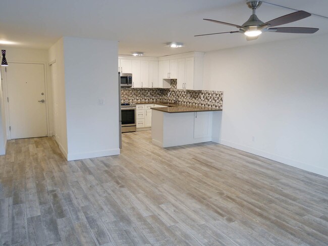 Foto del edificio - 3450 S Poplar St