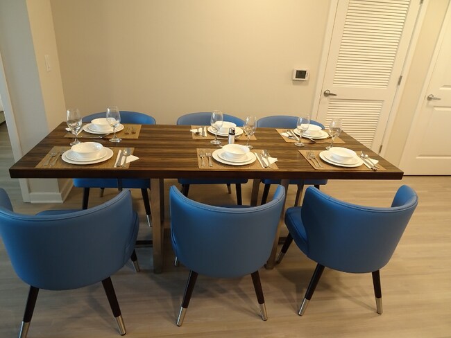 Foto del edificio - 4001 Breakview Dr