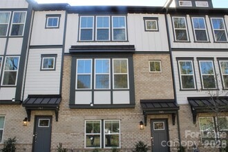 Building Photo - 743 Hoke Ln