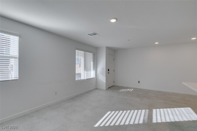 Building Photo - 10777 Paget Ct