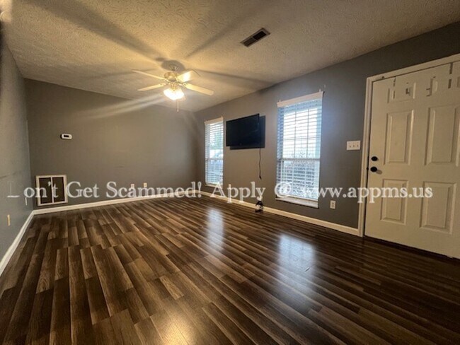 Photo - Location!!!! House