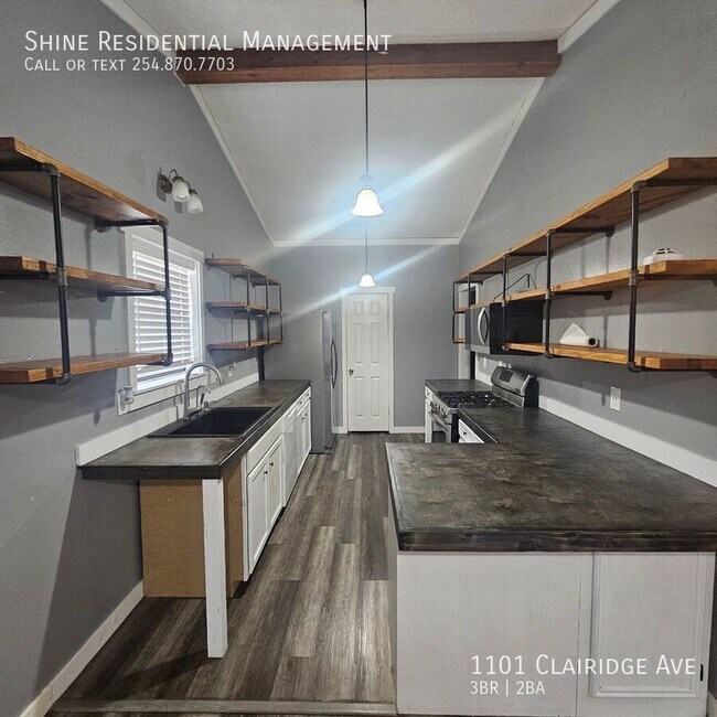 Foto del edificio - 1101 Clairidge Ave