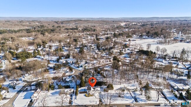 Building Photo - 338 Kenwood Ave