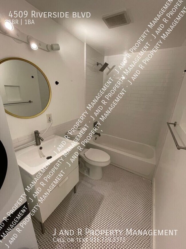 Foto del edificio - 4509 Riverside Blvd