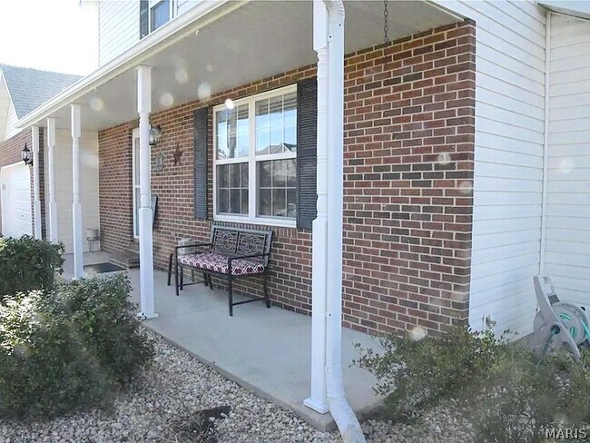 Building Photo - 347 Logan Dr