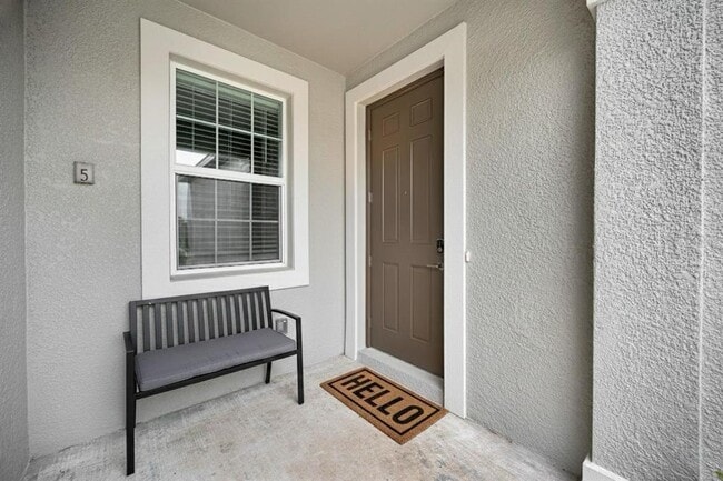 Building Photo - 18238 Pleasentville Blvd