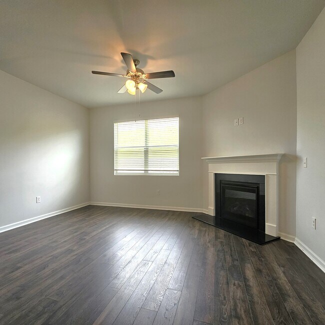 Building Photo - 1219 Sambar Cir