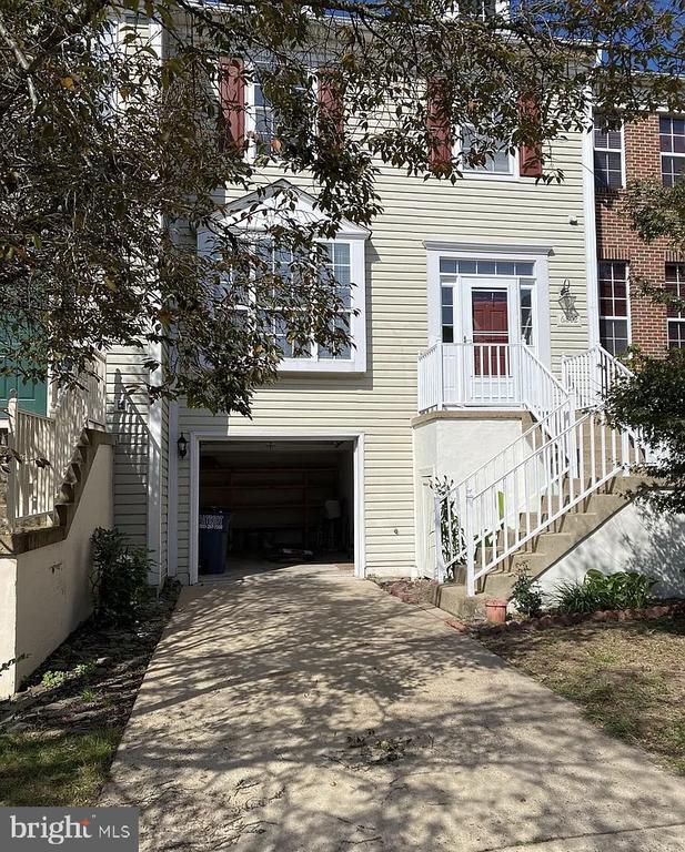 Foto del edificio - 6802 Cedar Loch Ct