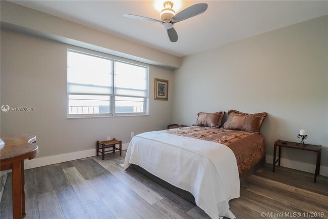 Foto del edificio - 3150 W Rolling Hills Cir