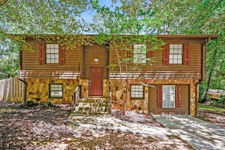 Building Photo - 1367 Classic Dr NE