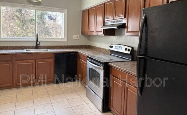 Foto del edificio - 1235 Chaplin St SE