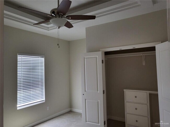 Foto del edificio - 18 French Ave