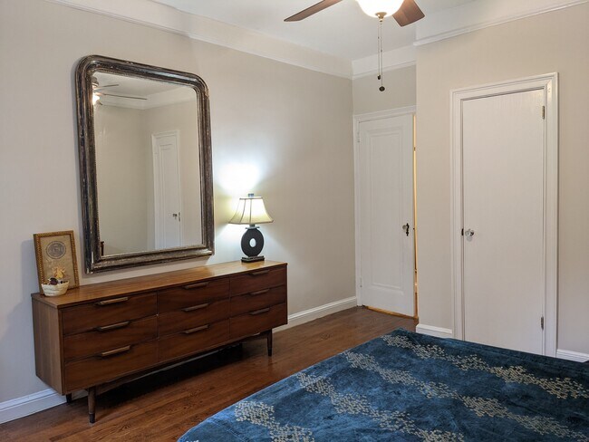 Foto del edificio - 448 E 88th St