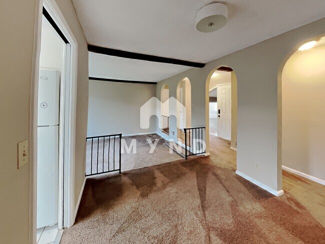 Building Photo - 988 Hearthstone Dr