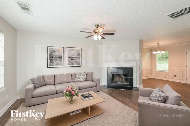 Foto del edificio - 4447 Chester Ln