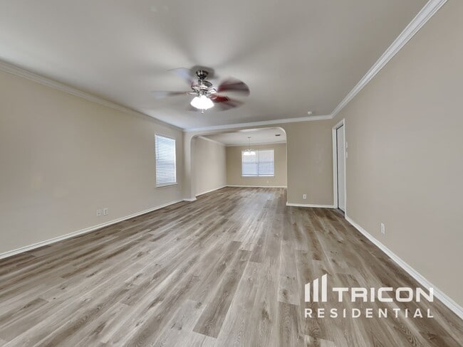 Building Photo - 2815 Del Mar Way