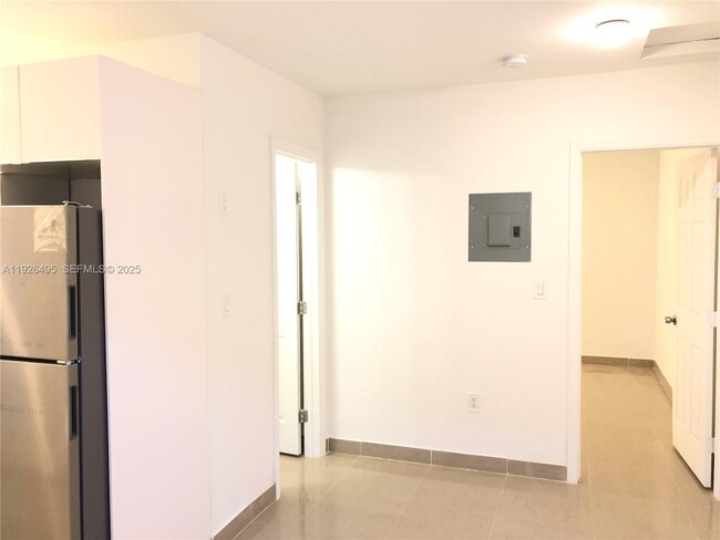 Building Photo - 2463 NE 183rd St