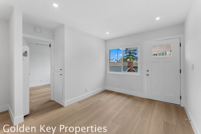 Building Photo - Welcome to our newly remodeled apartment i...