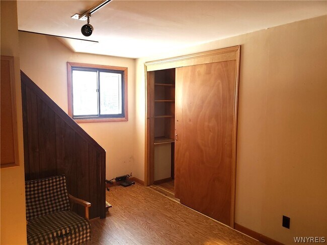 Foto del edificio - 91 Springville Ave