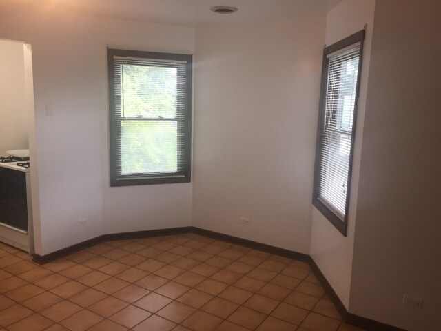 Building Photo - 3485 N Elston Ave