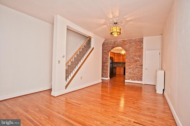 Building Photo - 3704 Stanton St
