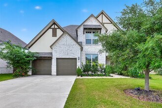 Building Photo - 4018 Martin Ridge Dr