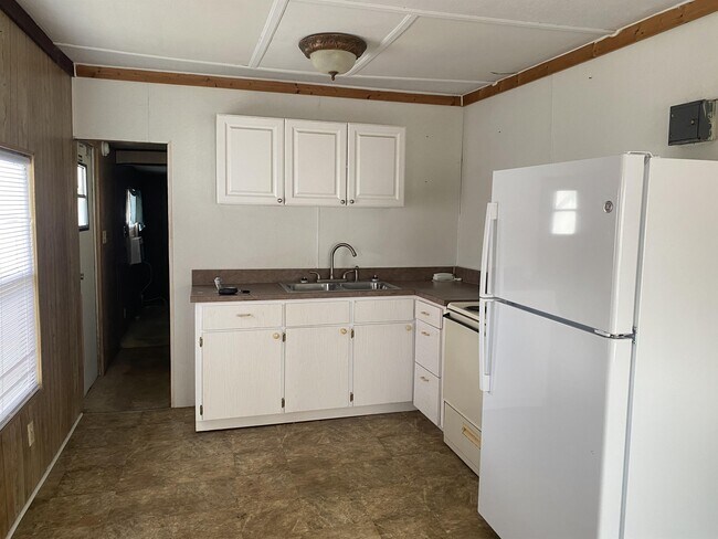 Foto del edificio - 104 Walnut Ln