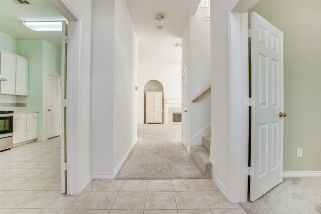 Foto del edificio - 3021 Sawtooth Dr