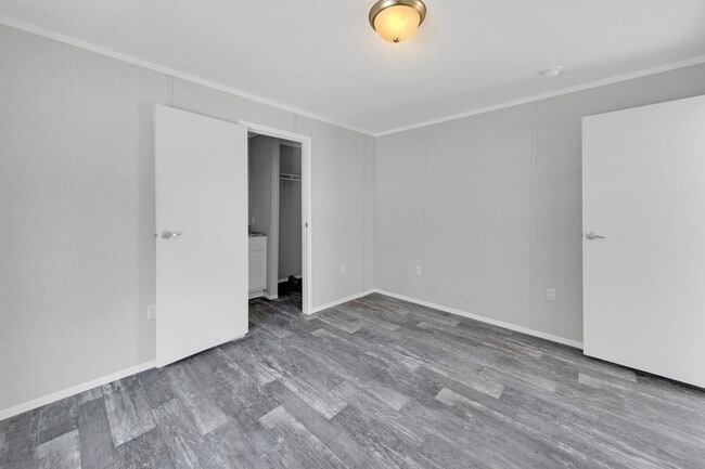 Foto del edificio - 3-Bedroom/ 2-Bath - LUXURY MOBILE HOME $1,...