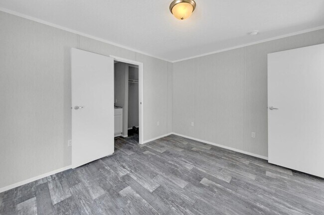 Foto del edificio - 3 BR 2 BA  MOBILE HOME  $1500.00 AMAZING PRICE !  DEFUNIAK SPRINGS