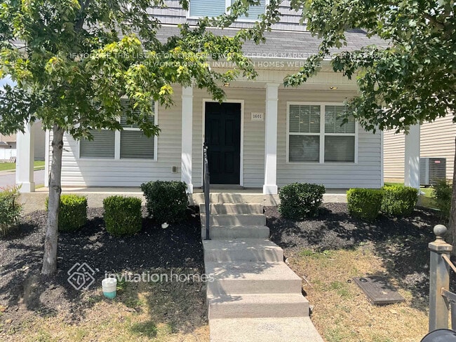 Building Photo - 1601 Sprucedale Dr