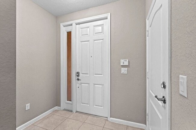 Building Photo - 5982 Monterra Club Dr