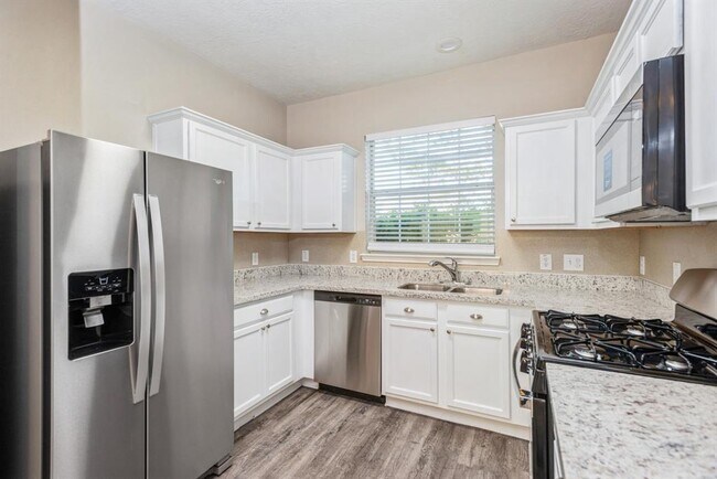 Building Photo - 21127 Wortham Oaks Dr
