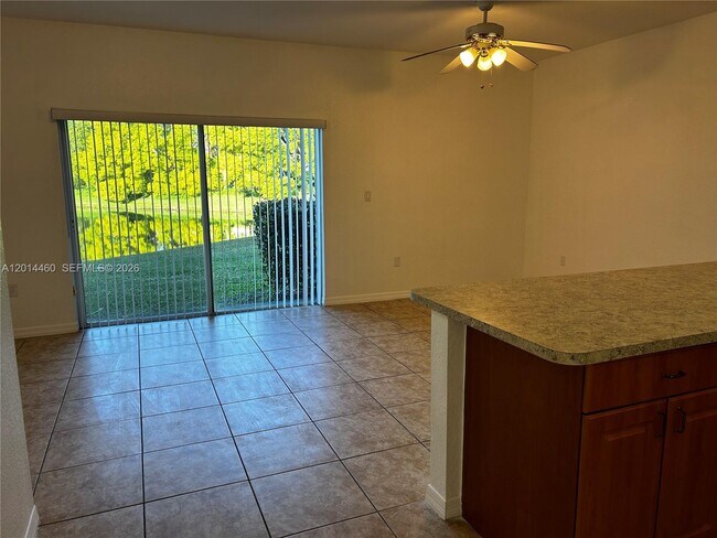 Foto del edificio - 4906 SW 141st Ave