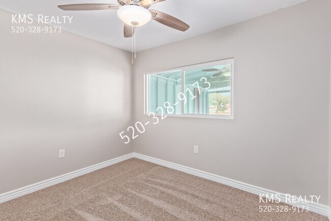 Building Photo - 4213 S Lundy-