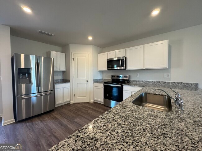 Foto del edificio - 528 Pemberton St