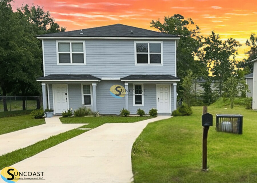 Foto principal - 1329 Delmar St