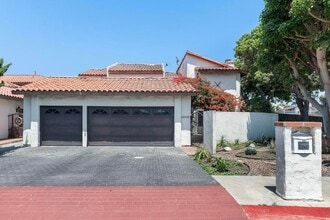 Building Photo - 16592 Grimaud Ln