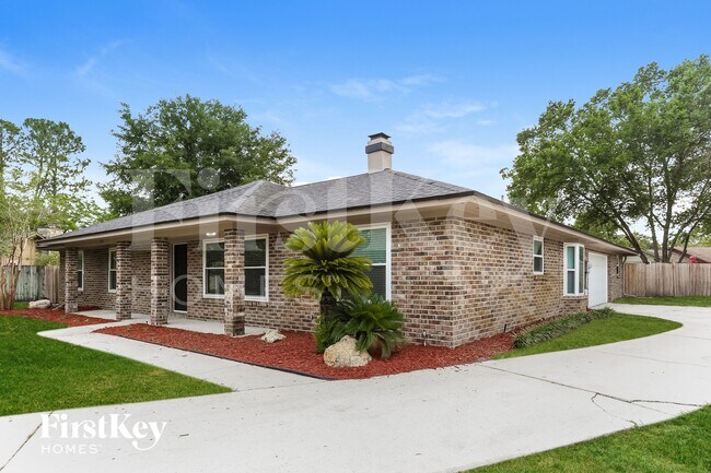 Foto del edificio - 800 Driftwood Pl