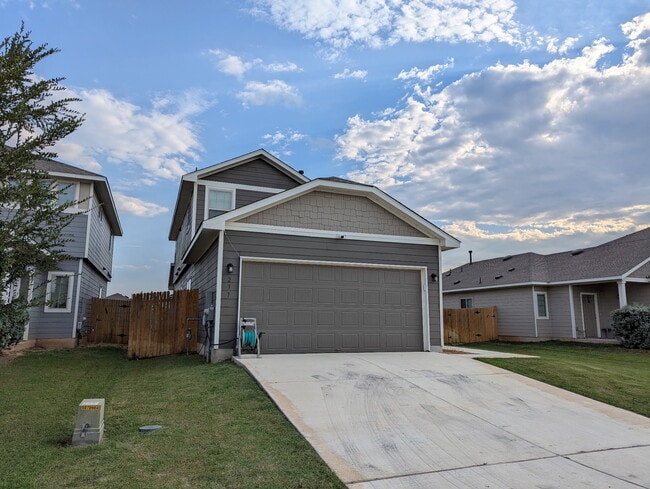 Building Photo - 237 Driftwood Ln